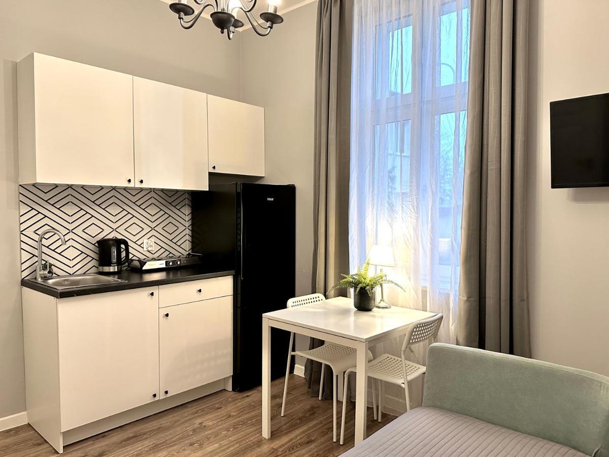 Studio Przy Molo Vi Apartment *