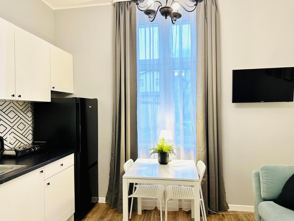 Studio Przy Molo Vi Apartment *